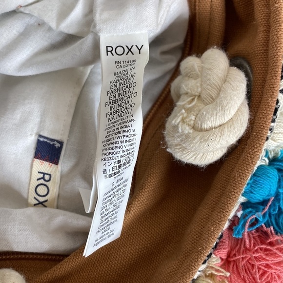 ROXY Pom Pom Aztec Dreamscape Purse Tote Beach Vacation Bag Woven - Picture 9 of 13